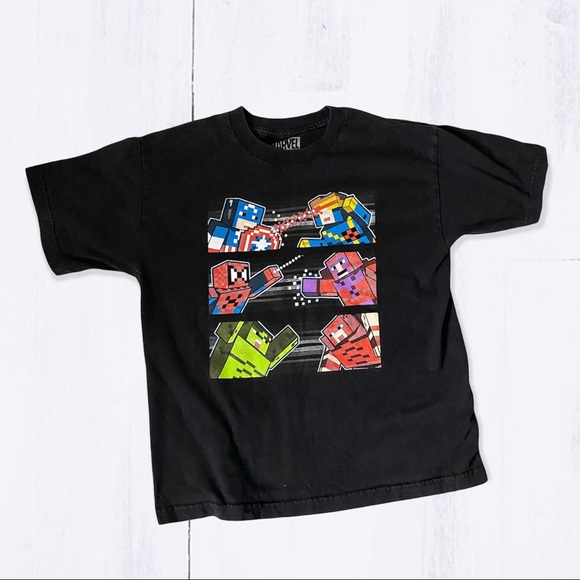 MARVEL X MINECRAFT | OFFICIALLY LICENSED GRAPHIC T-SHIRT - Picture 2 of 3